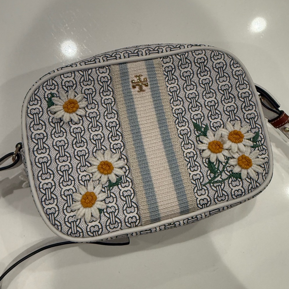 Tory Burch White Canvas Daisy-Embroidered Crossbody - Picture 2 of 3
